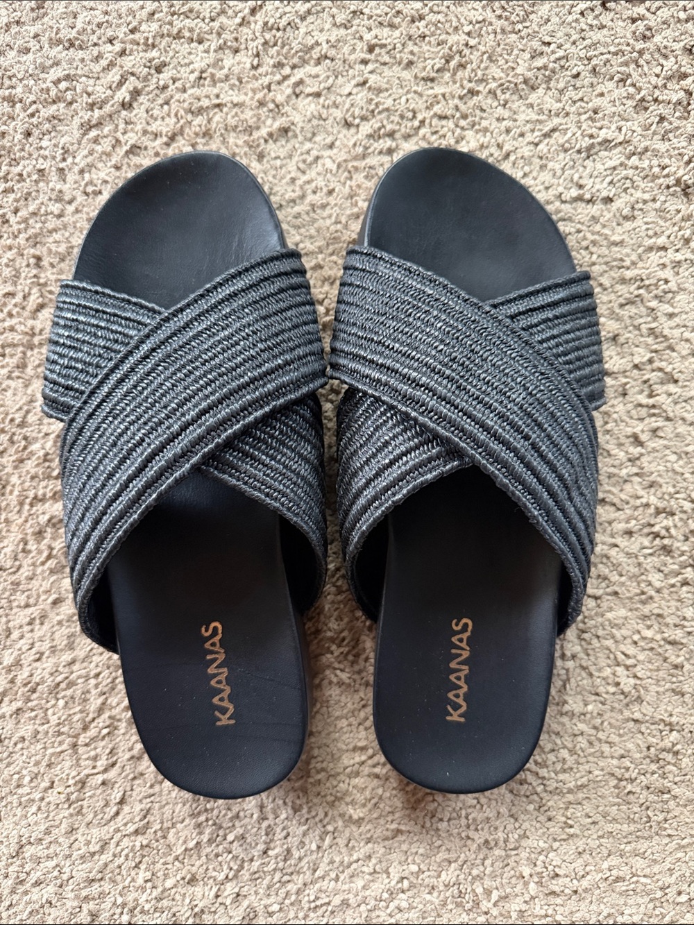 Kaanas Gray Textured Crisscross Slide Sandals